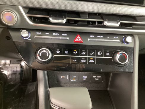 Certified 2025 Hyundai Sonata SE image 20