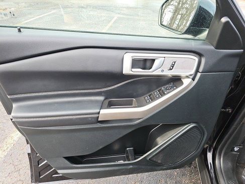 Used 2023 Ford Explorer XLT w/ Equipment Group 202A image 20