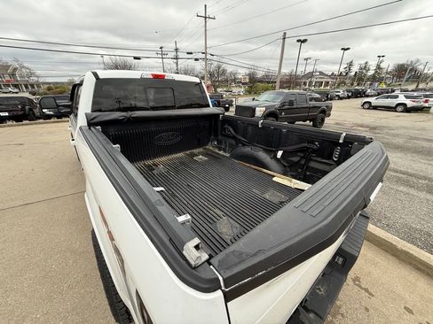Used 2018 Ford F150 XLT w/ Equipment Group 302A Luxury image 8
