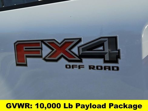 New 2026 Ford F250 XLT w/ XLT Premium Package AWD/4WD image 10