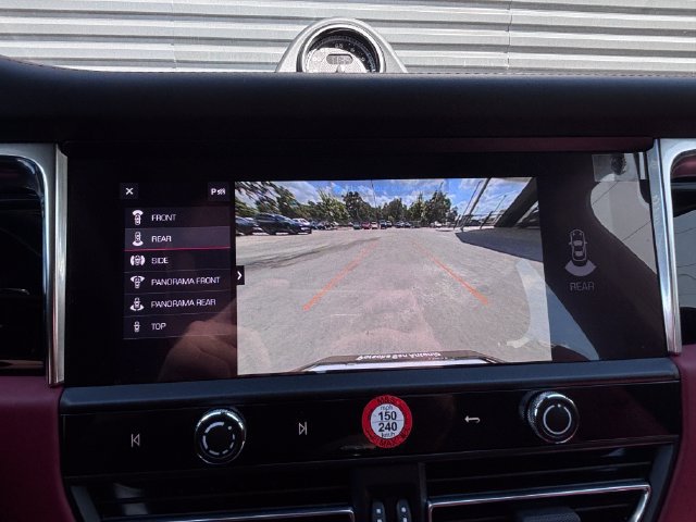 Certified 2025 Porsche Macan S AWD/4WD image 19