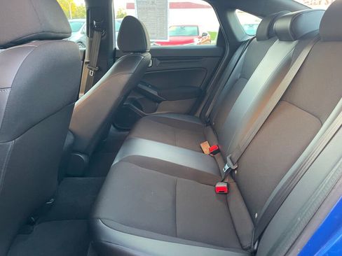 Used 2023 Honda Civic Sport image 17