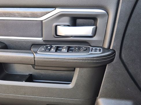 Used 2024 RAM 3500 Big Horn image 35