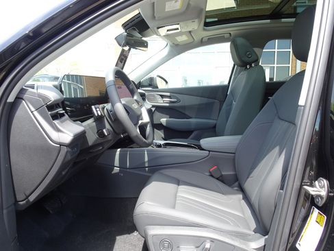 New 2026 Audi Q3 quattro 2.0T AWD/4WD image 4