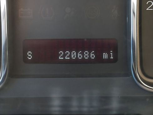 Used 2010 Lincoln MKX AWD image 20