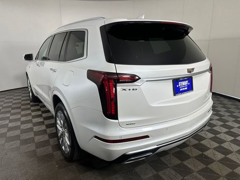 Used 2020 Cadillac XT6 Premium Luxury AWD/4WD image 5