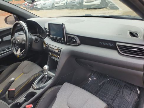 Used 2020 Hyundai Veloster Turbo R-Spec FWD image 30