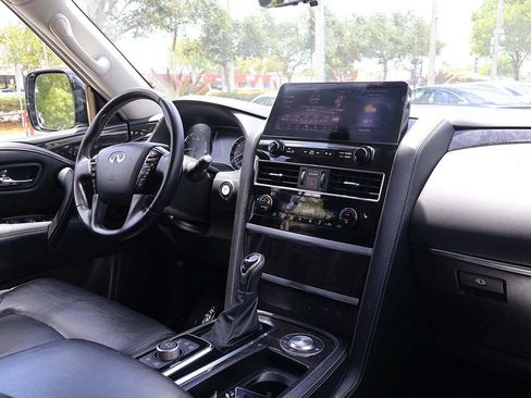 Used 2024 INFINITI QX80 Luxe RWD image 32