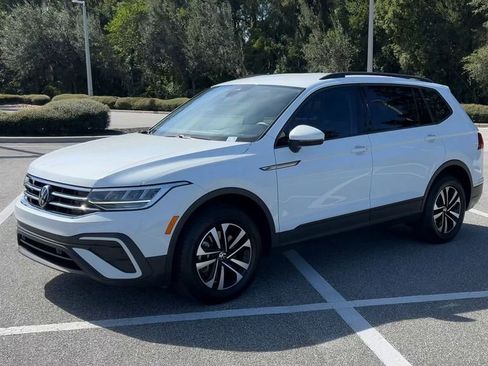 Certified 2024 Volkswagen Tiguan S image 4
