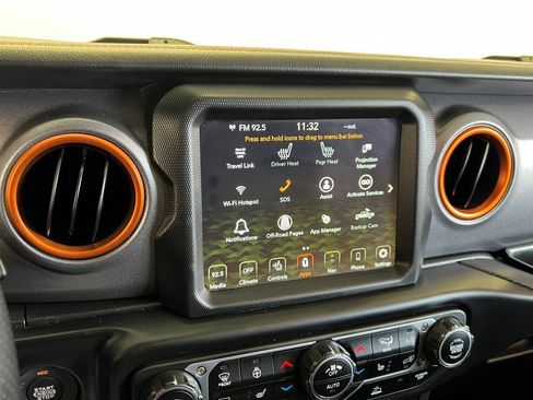 Certified 2022 Jeep Gladiator Mojave w/ LED Lighting Group image 34