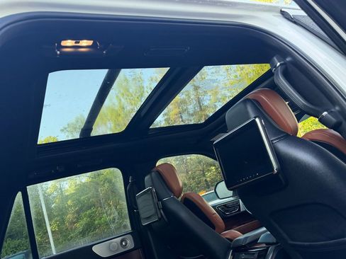 Used 2020 Lincoln Navigator Reserve w/ Luxury Package AWD/4WD image 15