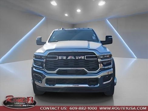 New 2026 RAM 5500 Tradesman w/ Chrome Appearance Group image 2