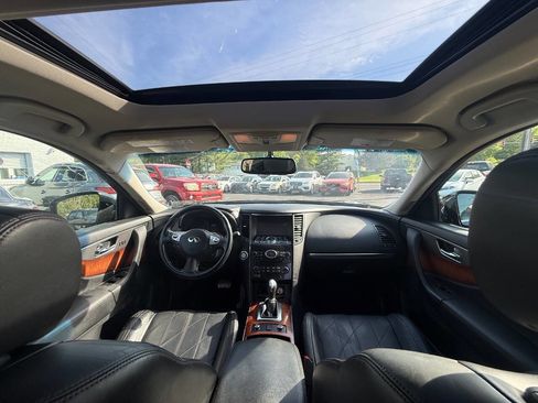 Used 2014 INFINITI QX70 AWD w/ Premium Package image 15