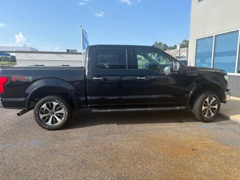 Used 2018 Ford F150 Lariat w/ Equipment Group 502A Luxury AWD/4WD image 2