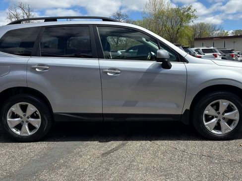 Used 2014 Subaru Forester 2.5i Limited AWD/4WD image 11