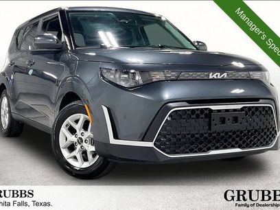 Used 2025 Kia Soul LX w/ LX Technology Package