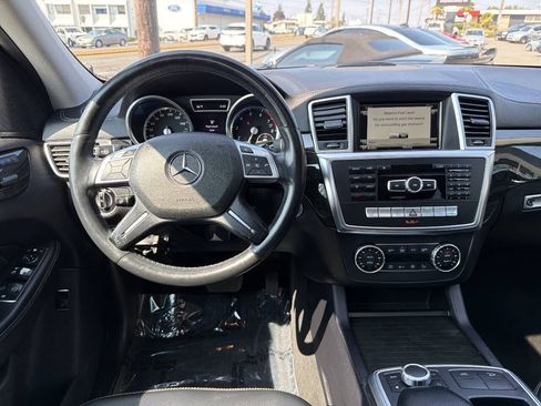 Used 2016 Mercedes-Benz GL 450 4MATIC image 29