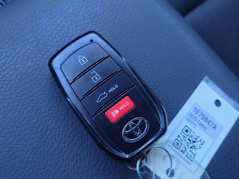 Used 2025 Toyota Camry LE w/ Convenience Package FWD image 27