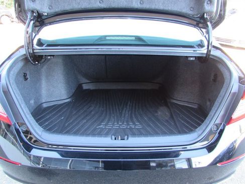 Used 2019 Honda Accord Sport image 29