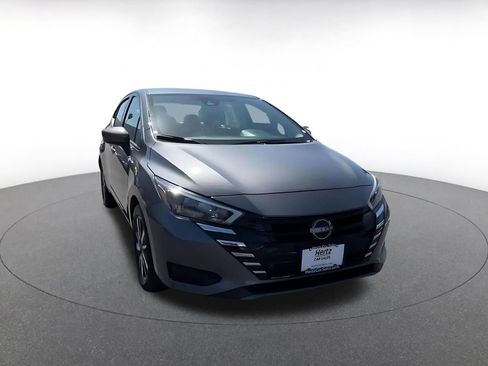 Used 2025 Nissan Versa SV FWD image 3