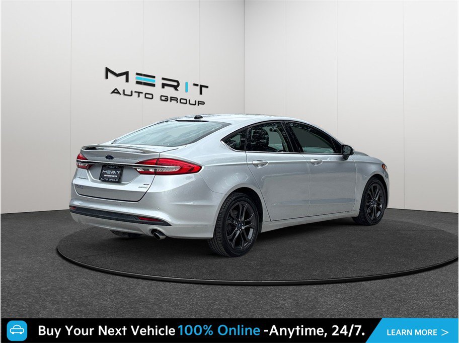 Used 2018 Ford Fusion SE w/ Equipment Group 201A FWD image 9