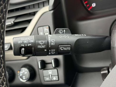 Used 2016 GMC Yukon XL Denali w/ Open Road Package image 24