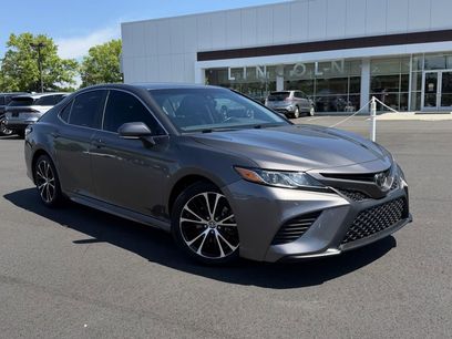 Used 2020 Toyota Camry SE w/ Convenience Package
