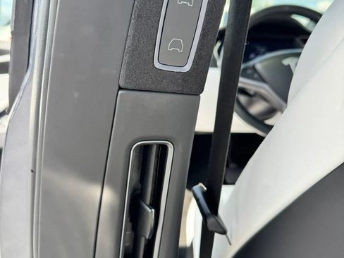Used 2018 Tesla Model X 100D AWD/4WD image 24