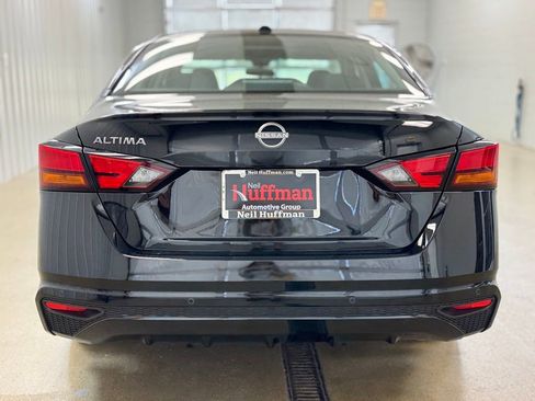 New 2025 Nissan Altima 2.5 S FWD image 6