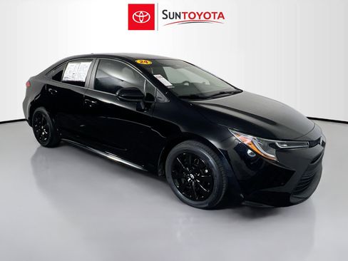 Used 2024 Toyota Corolla LE FWD image 1