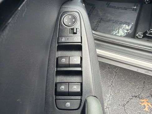 Certified 2024 Kia Seltos SX image 24