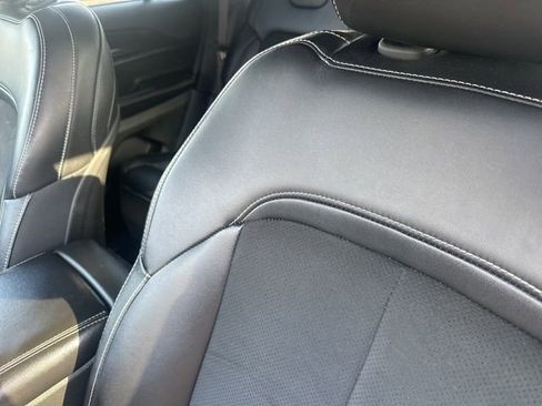 Used 2024 Jeep Grand Cherokee Altitude image 15