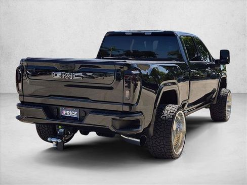 Used 2023 GMC Sierra 2500 AT4 AWD/4WD image 5