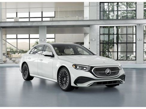New 2026 Mercedes-Benz E 450 4MATIC Sedan image 10