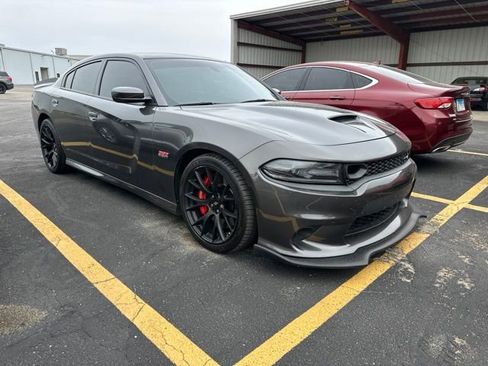Used 2019 Dodge Charger Scat Pack w/ Dynamics Package RWD image 7