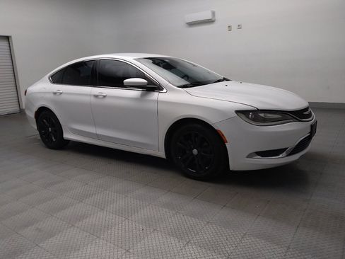 Used 2015 Chrysler 200 Limited w/ Convenience Group image 13