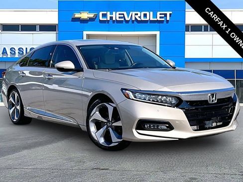 Used 2020 Honda Accord Touring image 1