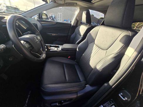 Used 2025 Lexus NX 350h AWD w/ Premium Package image 23