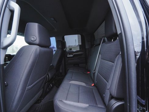 Used 2023 GMC Sierra 1500 Elevation image 32