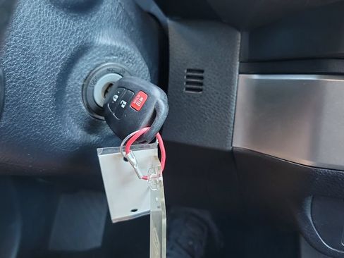 Used 2019 Toyota Tacoma SR5 RWD image 23