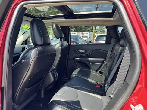Used 2014 Jeep Cherokee Limited AWD/4WD image 29