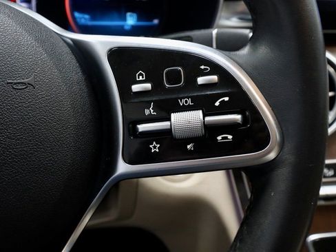 Used 2021 Mercedes-Benz C 300 C 300 image 32