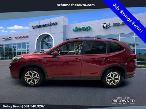 Used 2020 Subaru Forester Premium AWD/4WD image 4