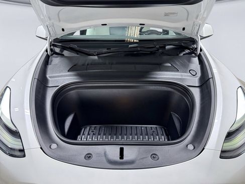 Used 2022 Tesla Model Y Performance image 25