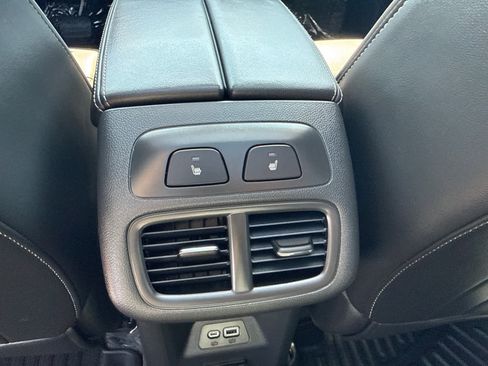 Used 2023 Buick Envision Avenir AWD/4WD image 15