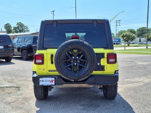 Used 2023 Jeep Wrangler Unlimited Sport AWD/4WD image 19
