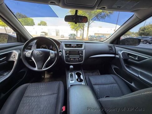Used 2017 Nissan Altima 2.5 SV FWD image 15