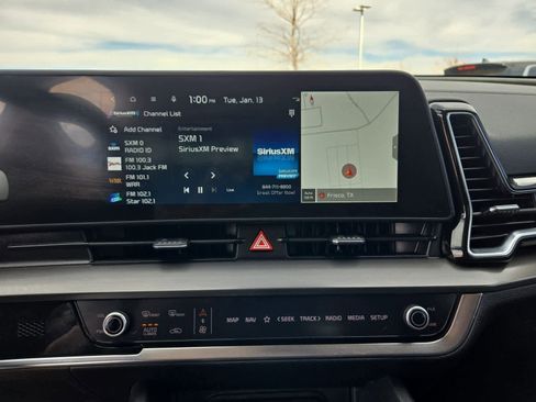 Used 2024 Kia Sportage EX image 26