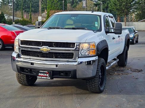 Used 2007 Chevrolet Silverado 3500 LT w/ 1LT Audio Package image 4
