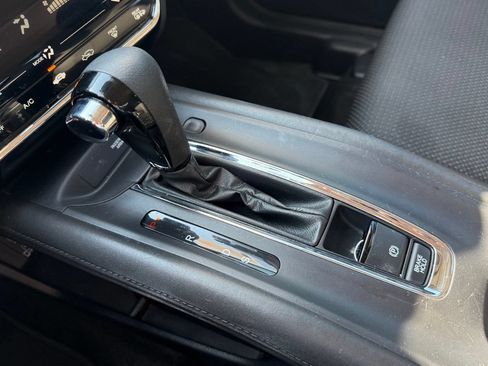 Certified 2020 Honda HR-V EX image 17